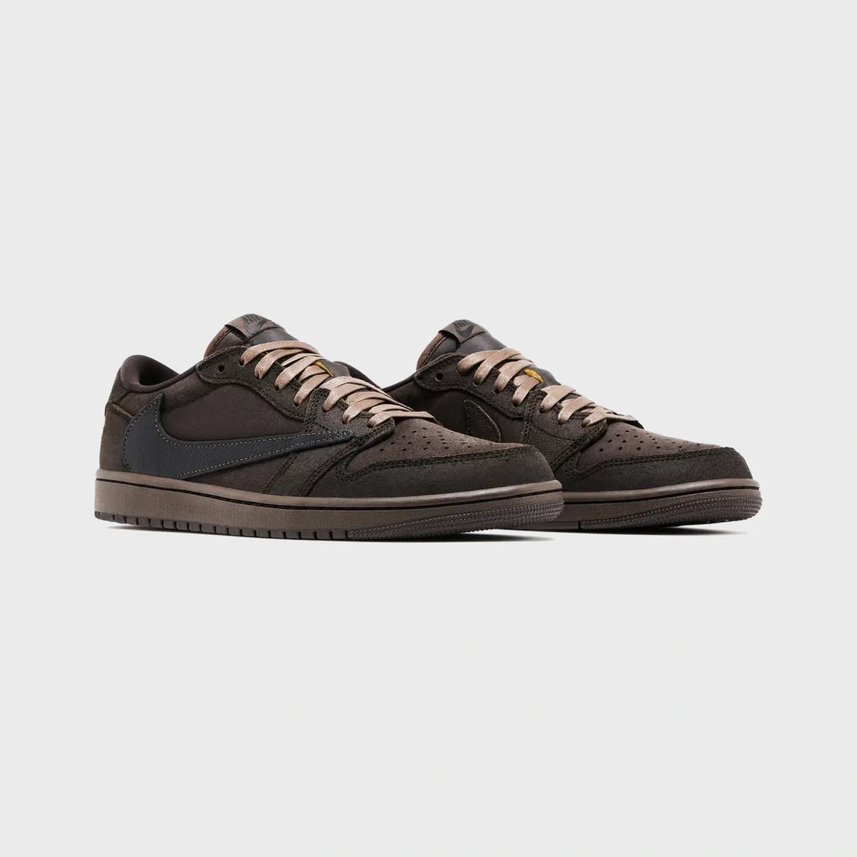Air Jordan 1 Retro Low OG SP Velvet Brown