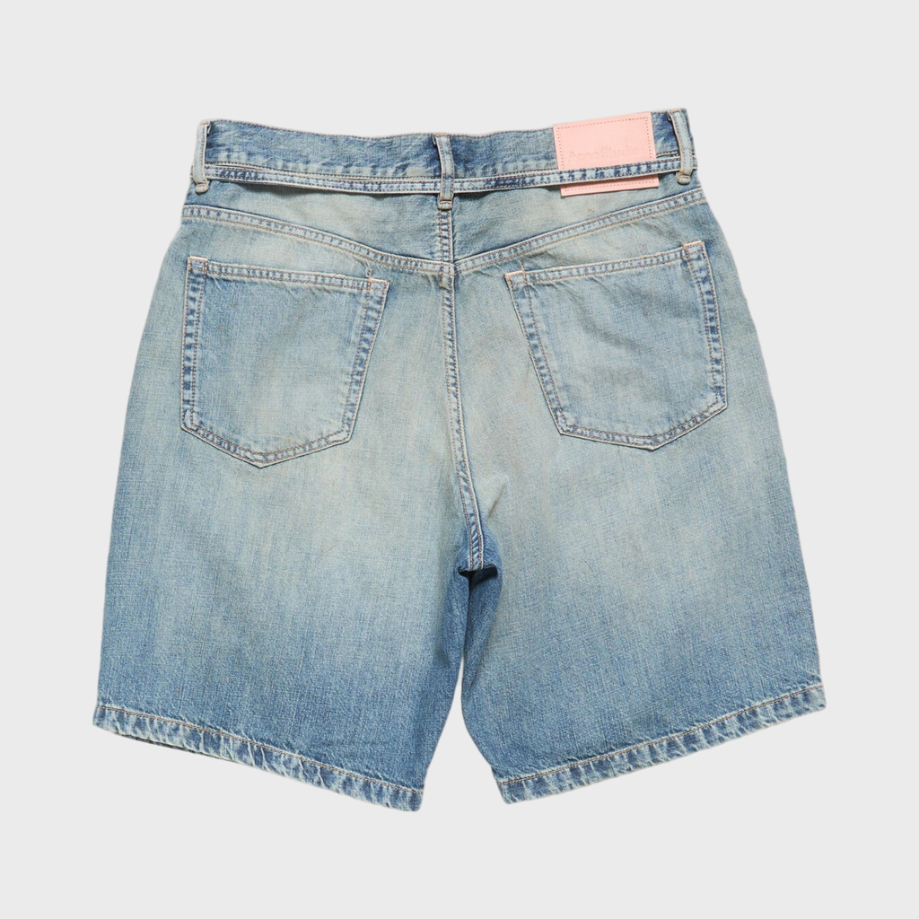 Short en denim avec ceinture